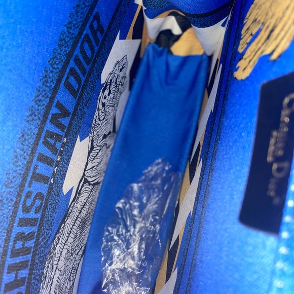 Used large blue purse. New size 9 slides and wallet. - Picture 4 of 11